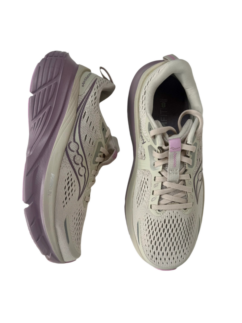 Load image into Gallery viewer, saucony running shoes for women
