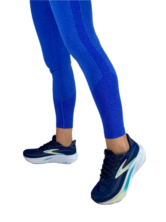 wide fitting running shoes