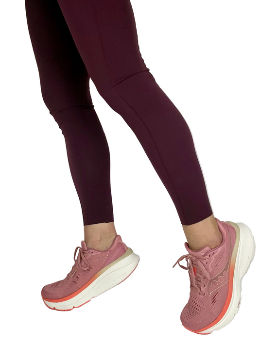 pink saucony running shoes