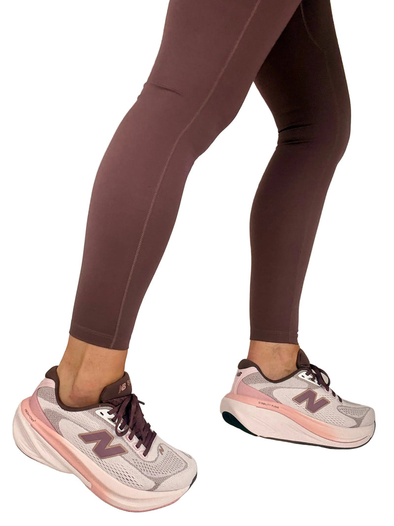 Load image into Gallery viewer, wide fitting running shoes for women
