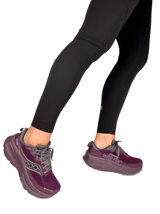 saucony waterproof shoes