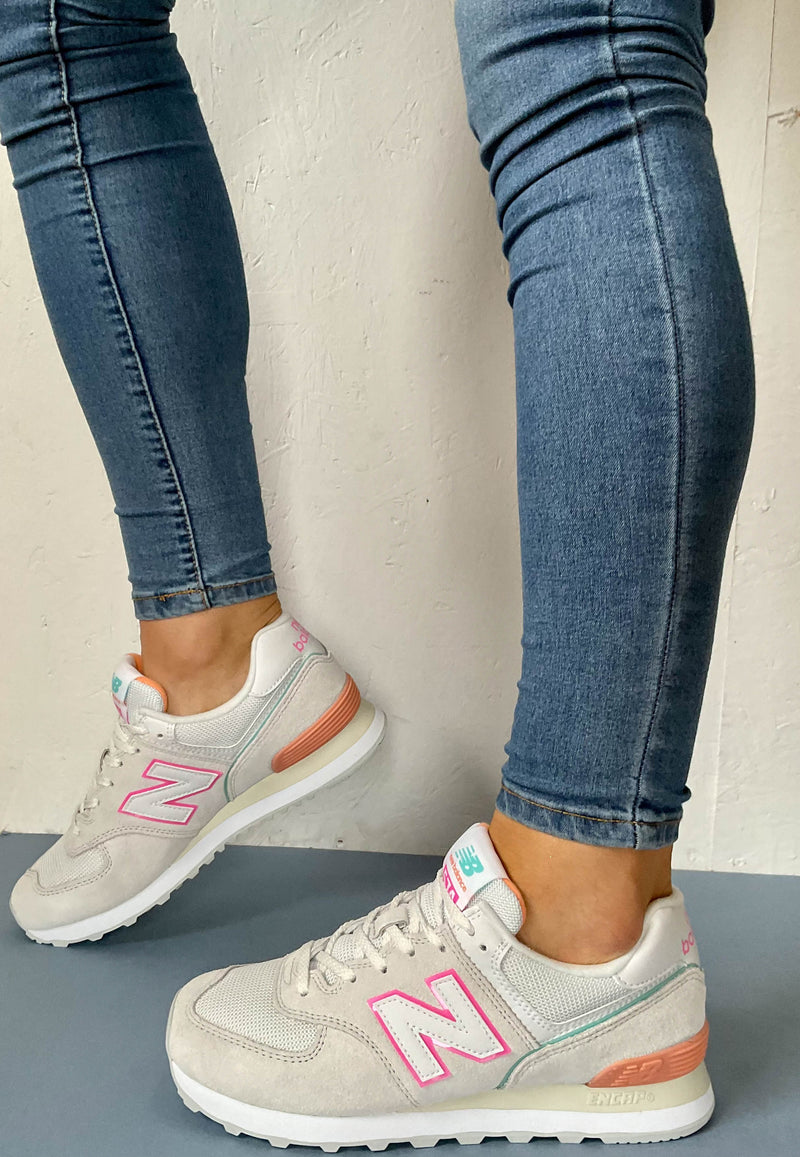 Load image into Gallery viewer, NEW BALANCE WL574
