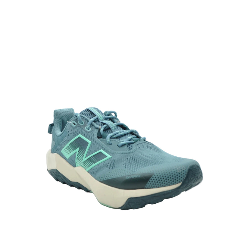 Load image into Gallery viewer, new balance trail shoes
